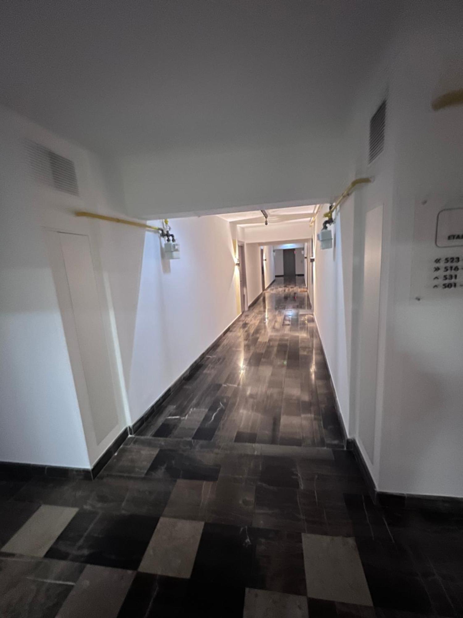 Airport Flyhub Chic Apartment Iasi Esterno foto