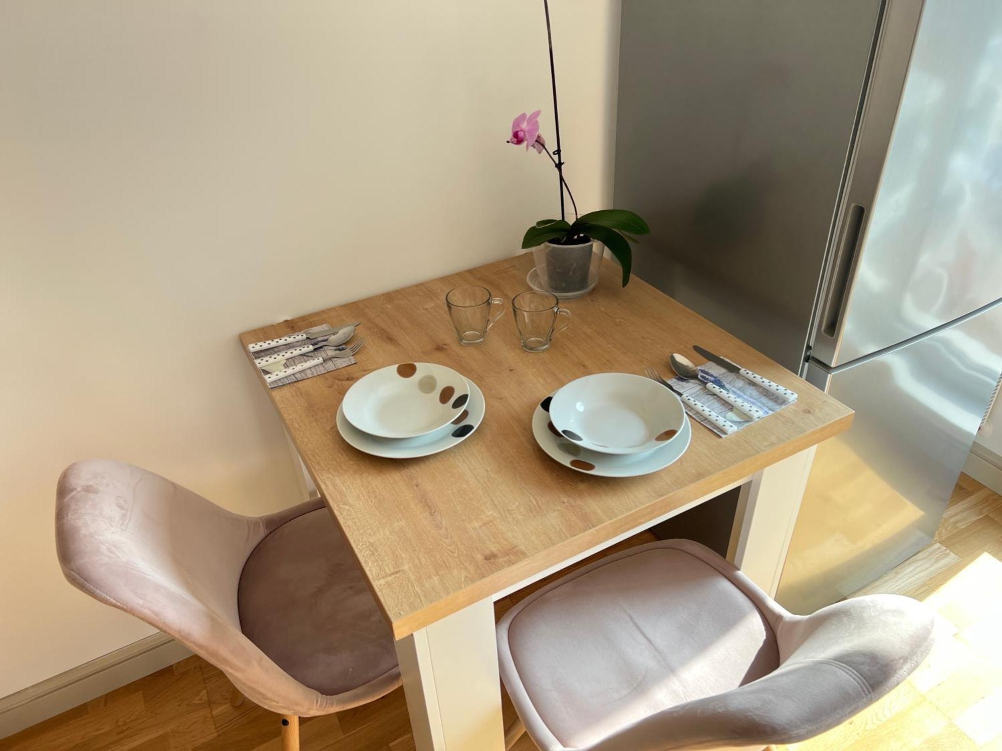 Airport Flyhub Chic Apartment Iasi Esterno foto